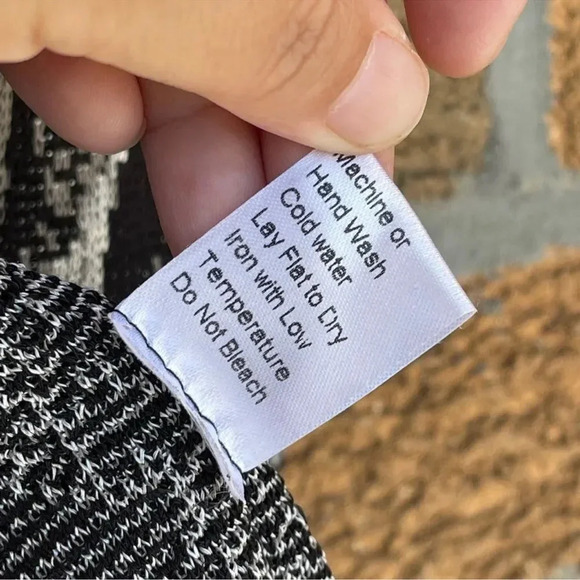 Misook "Snow Leopard" knit jacket Large - Picture 6 of 12